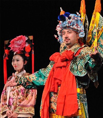 新西蘭上演”多彩中華”中國民族服飾展演